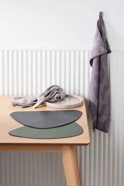 ARTISKOKK Dækkeservietter|Dækkeserviet 33x44 sort/grøn Sort,Olivengrøn