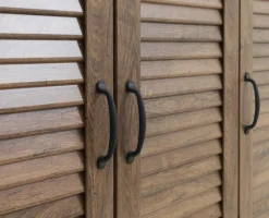 MANDERUP Garderobeskabe Med Skydedøre|Garderobeskabe Med Skydedøre|Garderobeskab 128x199 3 låger vild eg farve