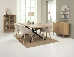 NORTOFT + ADSLEV Spisebordssæt|NORTOFT L200 bord eg + 4 ADSLEV stole beige stof