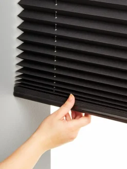 FYN Mørklægningsgardiner|Plisségardin mørklægning 80x160 trådløst Sort