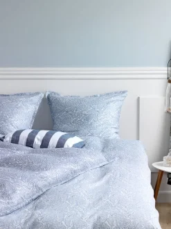 FREDERIKKE Sengetøj|Sengetøj satin 140x200 blå/hvid