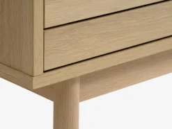 HALMBY Skænke Og Vitrineskabe|Skænke Og Vitrineskabe|Skænk 3 låger egefarve