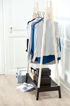 JENNET Tøjstativer|Tøjstativer|Tøjstativ m/skohylde natur/sort