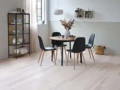 TRAPPEDAL Skænke Og Vitrineskabe|Skænke Og Vitrineskabe|Vitrineskab eg/sort