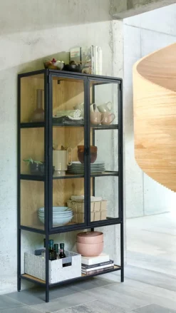 TRAPPEDAL Skænke Og Vitrineskabe|Skænke Og Vitrineskabe|Vitrineskab eg/sort